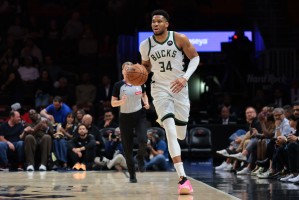 开云-Shams：字母哥没参与雄鹿选帅 截止日以来他和球队高层没任何沟通